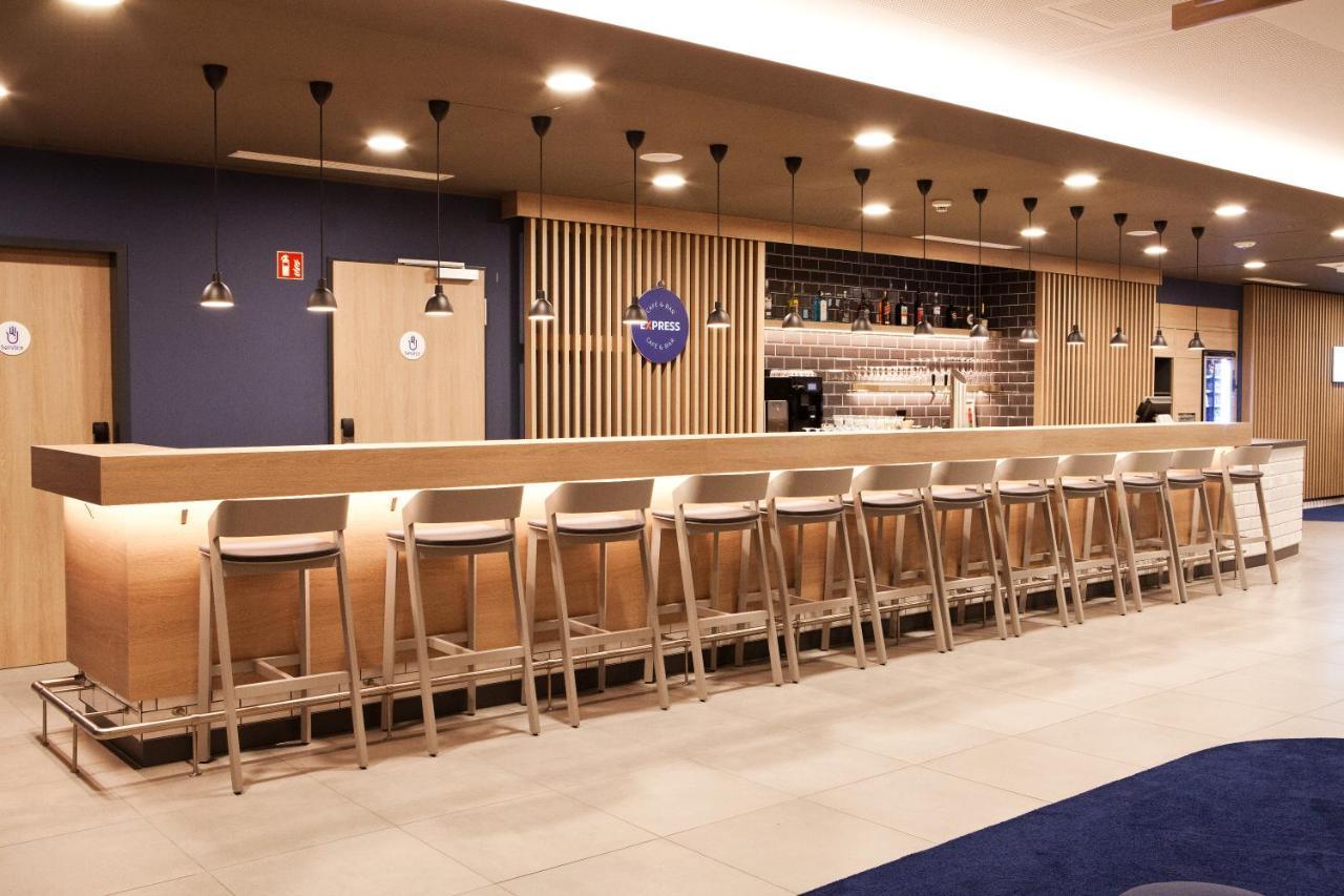 Holiday Inn Express - Offenburg By Ihg מראה חיצוני תמונה