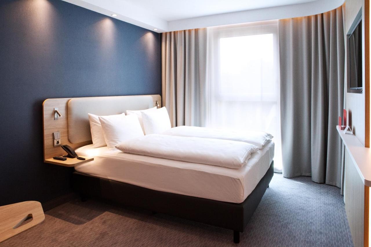 Holiday Inn Express - Offenburg By Ihg מראה חיצוני תמונה